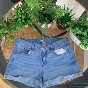 Old Navy Boyfriend denim shorts